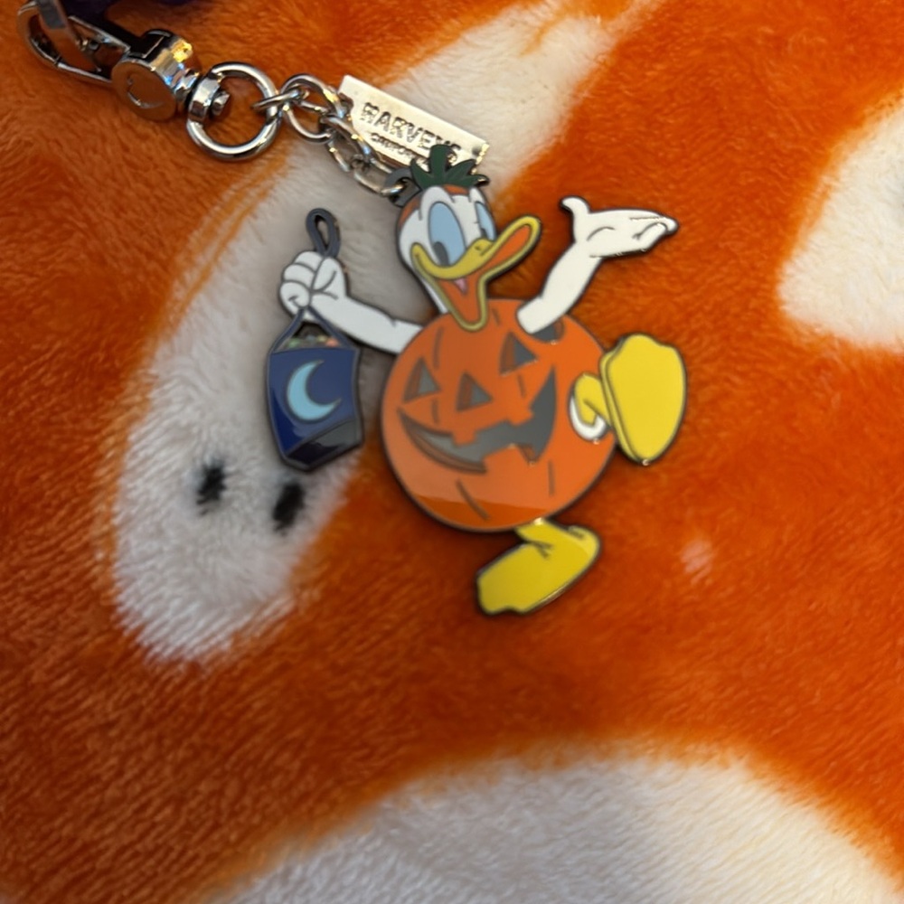 Disney Harvey’s halloween Donald Duck fun size Wallet - Picture 7 of 7